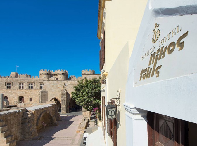 011_nikostakis_fashion_hotel_services_nikos_takis - Schoene Aussichten Touristik.